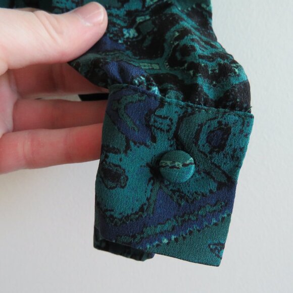 STONE COLD FOX 100% Silk Holloway Top in Green Carpet Boho Aztec - Size XS - Picture 7 of 14